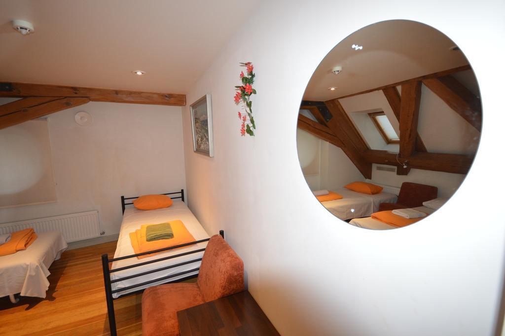Doma Hostel รีกา ภายนอก รูปภาพ